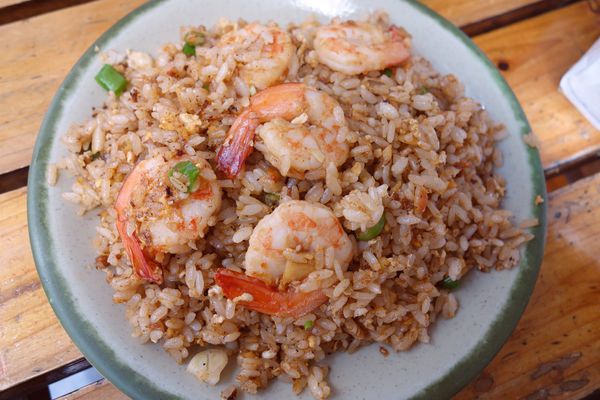 佳佳餐飲屋:佳佳餐飲屋 炒飯很多種..你一定沒看過的烏魚子炒飯..粒粒分明又貢貢乓