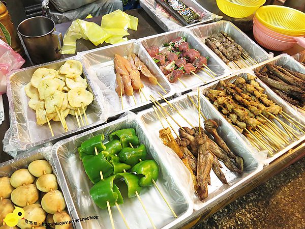 【新莊】厝邊碳烤店-我要吃吐司夾肉啦！