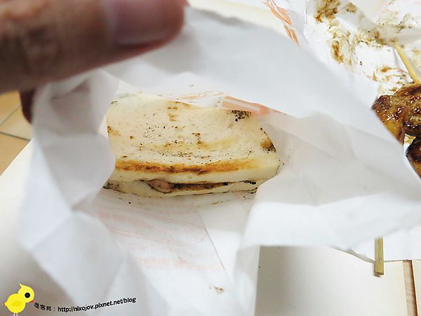 【新莊】厝邊碳烤店-我要吃吐司夾肉啦！