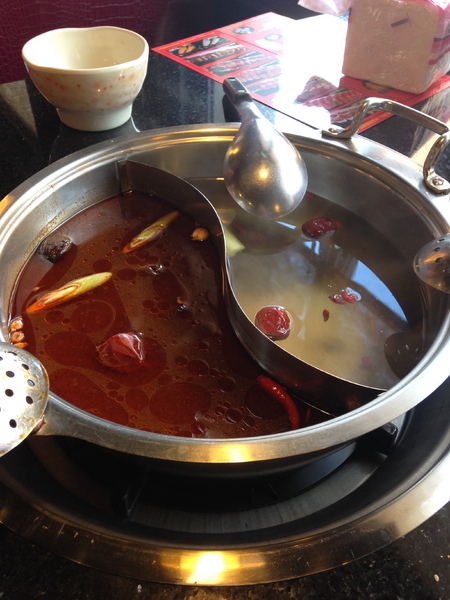 馬辣頂級麻辣鴛鴦火鍋(復興店):馬辣頂級麻辣鴛鴦火鍋(復興店)♥ 吃到飽火鍋 ♥ 哈根達絲16種口味吃到飽