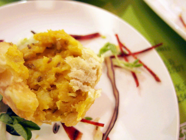 馬友友印度廚房(民生東路店):【松山】馬友友印度廚房。彷彿身處異國的道地印度料理