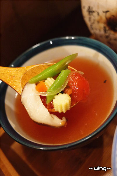 職人燒肉丼店舖：［台北東區］【職人燒肉丼店舖】職人嚴選牛小排、海陸雙拚海鮮丼飯體驗