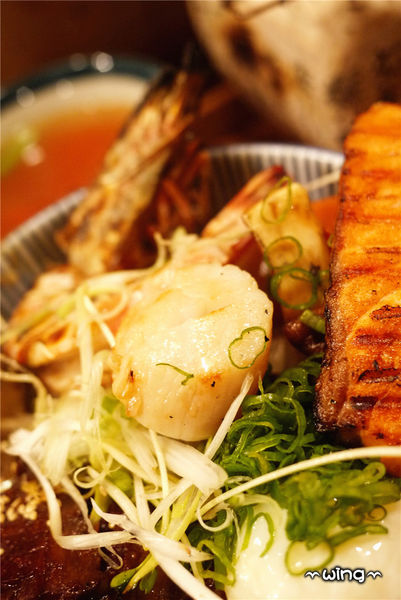 職人燒肉丼店舖：［台北東區］【職人燒肉丼店舖】職人嚴選牛小排、海陸雙拚海鮮丼飯體驗