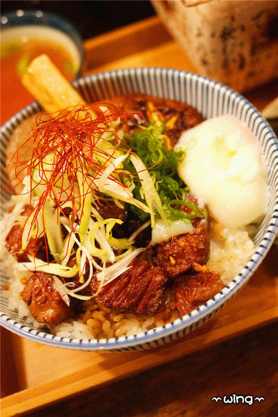 職人燒肉丼店舖：［台北東區］【職人燒肉丼店舖】職人嚴選牛小排、海陸雙拚海鮮丼飯體驗