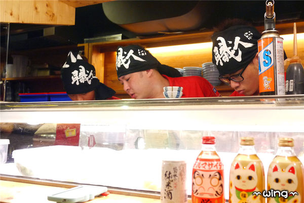 職人燒肉丼店舖：［台北東區］【職人燒肉丼店舖】職人嚴選牛小排、海陸雙拚海鮮丼飯體驗