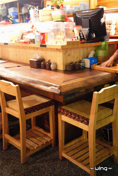 職人燒肉丼店舖：［台北東區］【職人燒肉丼店舖】職人嚴選牛小排、海陸雙拚海鮮丼飯體驗