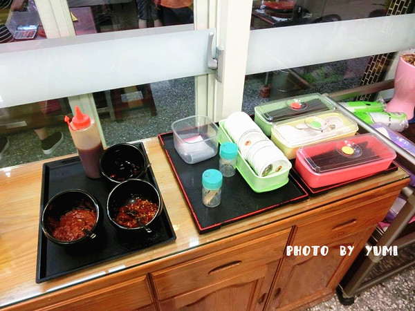 黃地當歸鴨：【台中食記】CP值破表~道地小吃在地人激推!!招牌鴨肉飯及當歸鴨讓你魂牽夢縈@黃地當歸鴨