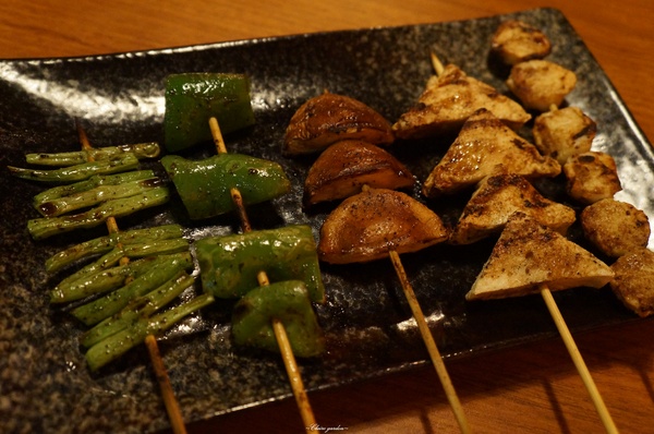 柒串燒屋：台北 捷運中山站 柒串燒屋~超平價焦糖口味串燒