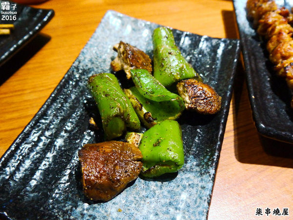 柒串燒屋：柒 串燒屋，加拿大生蠔又大又肥美阿