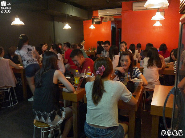 柒串燒屋：柒 串燒屋，加拿大生蠔又大又肥美阿