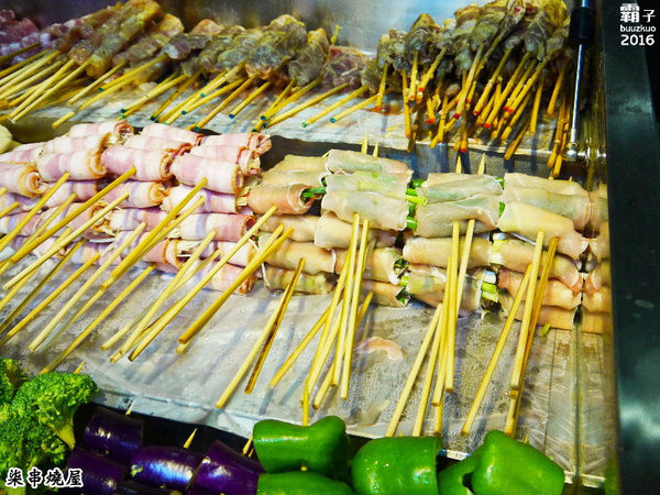 柒串燒屋：柒 串燒屋，加拿大生蠔又大又肥美阿