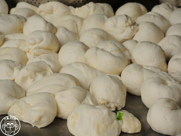 好胃口胡椒餅:呷飽祙【彰化員林・好胃口胡椒餅】是需要小心肉汁爆漿的美味