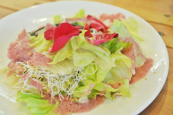 玫瑰盒子:【高雄】買花送花不如來吃花.玫瑰盒子.桑尼瘦不了