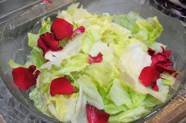 玫瑰盒子:【高雄】買花送花不如來吃花.玫瑰盒子.桑尼瘦不了