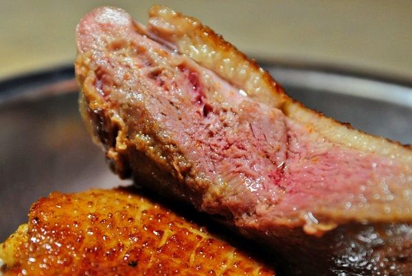 Nooice餐酒館:【高雄】豪宅旁的重鹹放鬆好地方.Nooice餐酒館.桑尼瘦不了