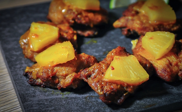 Nooice餐酒館:【高雄】豪宅旁的重鹹放鬆好地方.Nooice餐酒館.桑尼瘦不了