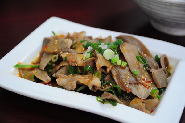 丁二姊:【高雄】四川宜賓的好味道.丁二姊燃麵.桑尼瘦不了