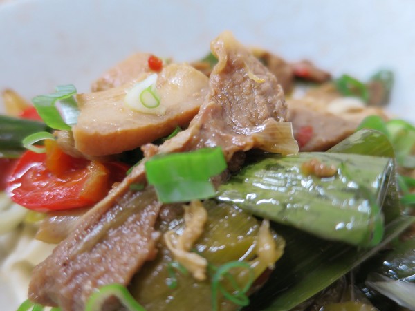 丁二姊：會燃燒的四川麵2~    ..回鍋肉麵篇