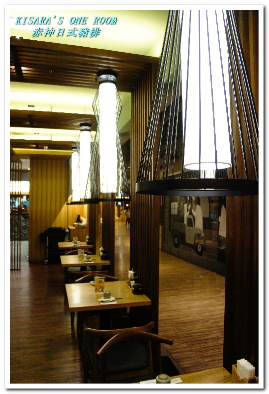 赤神日式豬排(ATT信義店)：市府站日式豬排．馨香美味掛川完熟黑豚厚切──赤神日式豬排