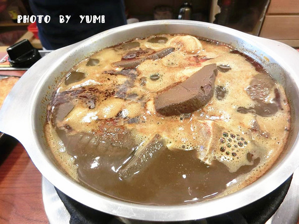 萬客什鍋:【台中食記】燃燒吧!烏骨雞~~嚴選食材創新吃法!新鮮美味小火鍋@萬客什鍋
