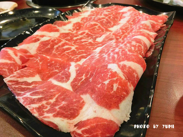 萬客什鍋:【台中食記】燃燒吧!烏骨雞~~嚴選食材創新吃法!新鮮美味小火鍋@萬客什鍋