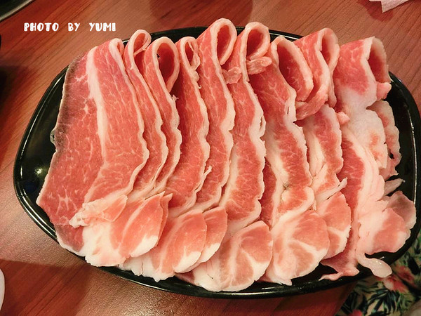 萬客什鍋:【台中食記】燃燒吧!烏骨雞~~嚴選食材創新吃法!新鮮美味小火鍋@萬客什鍋