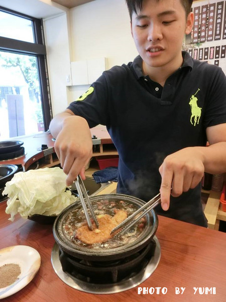 萬客什鍋:【台中食記】燃燒吧!烏骨雞~~嚴選食材創新吃法!新鮮美味小火鍋@萬客什鍋