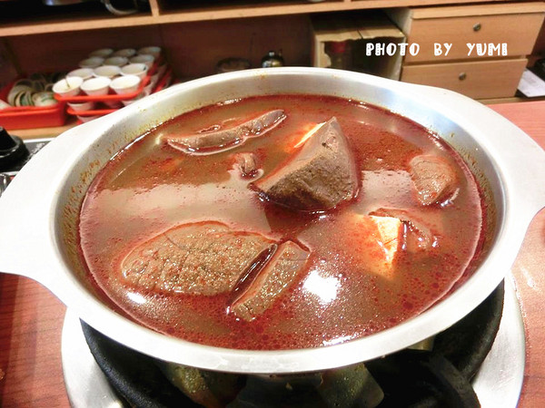 萬客什鍋:【台中食記】燃燒吧!烏骨雞~~嚴選食材創新吃法!新鮮美味小火鍋@萬客什鍋