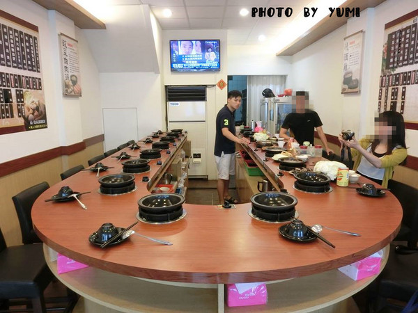 萬客什鍋:【台中食記】燃燒吧!烏骨雞~~嚴選食材創新吃法!新鮮美味小火鍋@萬客什鍋