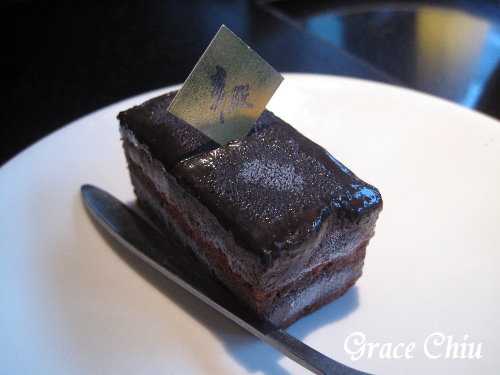 辛殿麻辣鍋信義店(ATT 4 FUN)