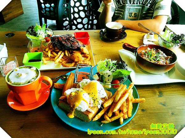 Fareda 法利達 Caf'e Food Brunch：【台南-永康區】美味