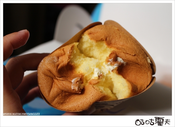 咕咕霍夫 烘焙美味：[試吃]咕咕霍夫~鮮奶乳酪蛋糕＆超柔牛奶戚風蛋糕❤不甜不膩♡送禮自吃兩相宜