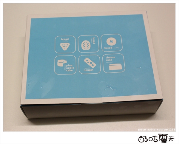 咕咕霍夫 烘焙美味：[試吃]咕咕霍夫~鮮奶乳酪蛋糕＆超柔牛奶戚風蛋糕❤不甜不膩♡送禮自吃兩相宜