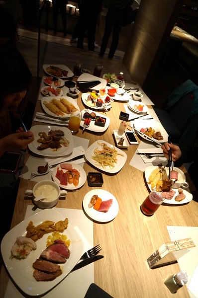 寒舍樂廚:寒舍樂廚♥ 70種甜點吃到飽 ♥南港展覽館