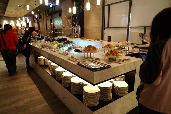 寒舍樂廚:寒舍樂廚♥ 70種甜點吃到飽 ♥南港展覽館