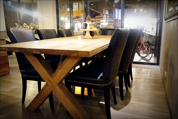 September Café 九月咖啡:【September Café 九月咖啡】文青咖啡館,深深覺得鹹食大勝甜點啊!