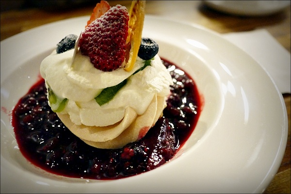 September Café 九月咖啡:【September Café 九月咖啡】文青咖啡館,深深覺得鹹食大勝甜點啊!