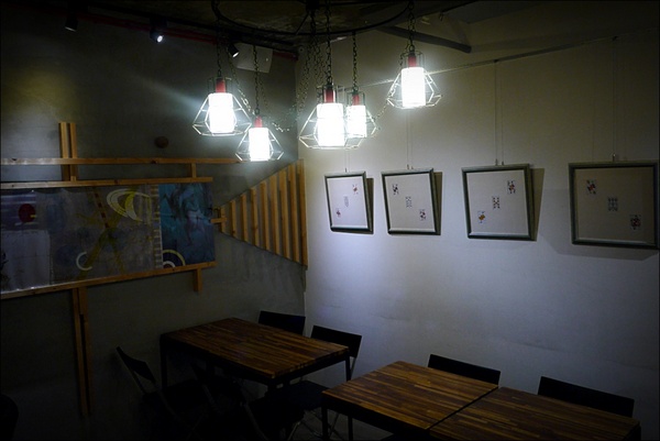 September Café 九月咖啡:【September Café 九月咖啡】文青咖啡館,深深覺得鹹食大勝甜點啊!