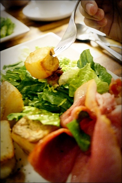 September Café 九月咖啡:【September Café 九月咖啡】文青咖啡館,深深覺得鹹食大勝甜點啊!