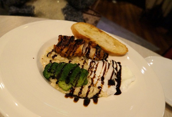 Love One 樂昂咖啡(ATT4FUN):樂昂 ♥Loveone ♥ 蝴蝶結蜜糖吐司