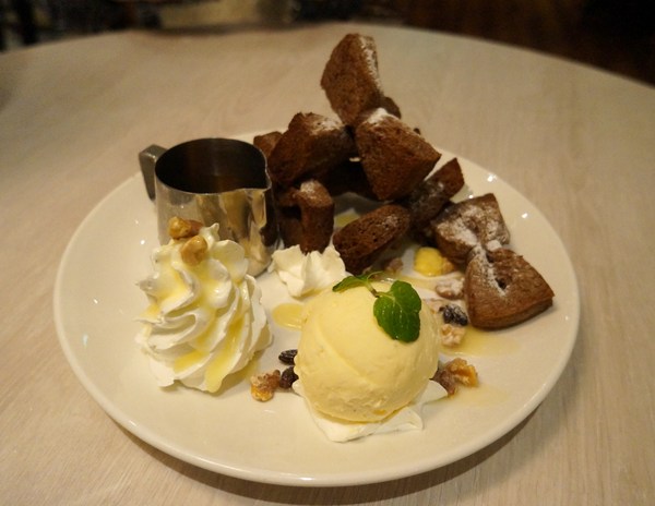 Love One 樂昂咖啡(ATT4FUN):樂昂 ♥Loveone ♥ 蝴蝶結蜜糖吐司