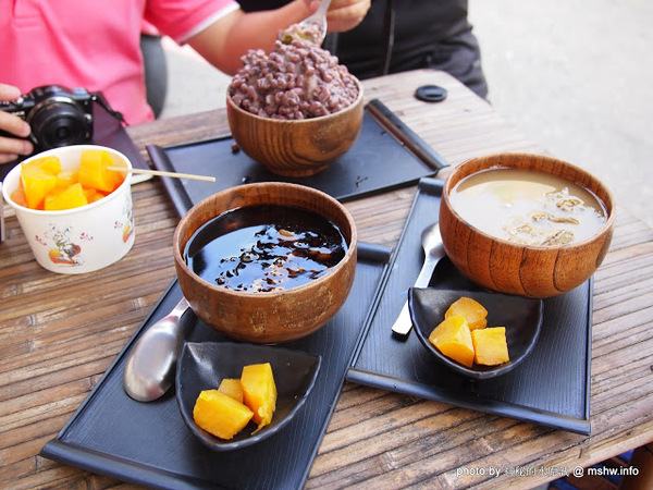 蔡家綠豆湯(火燒莊)(民族店)：【食記】嘉義笨港火燒莊.蔡家綠豆湯民權店@東區 : 價格實惠,蕃薯入湯的懷念滋味!