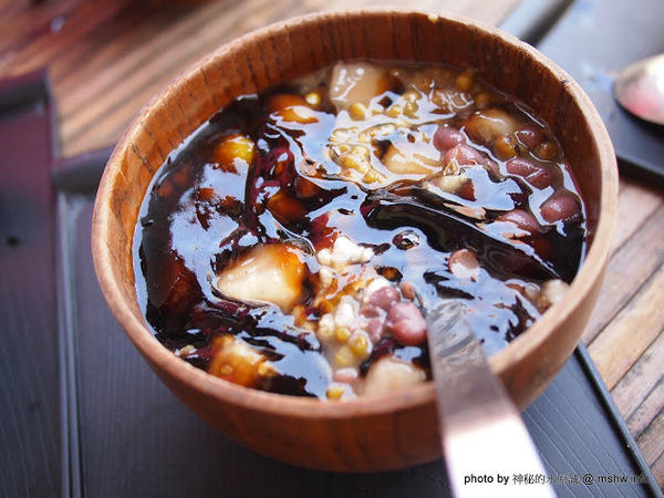 蔡家綠豆湯(火燒莊)(民族店)：【食記】嘉義笨港火燒莊.蔡家綠豆湯民權店@東區 : 價格實惠,蕃薯入湯的懷念滋味!