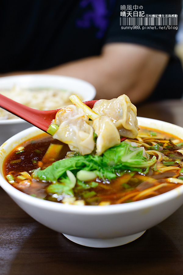 忠誠牛肉麵:天母管飽牛肉麵選擇-忠誠牛肉麵