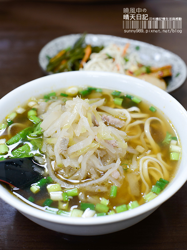 忠誠牛肉麵:天母管飽牛肉麵選擇-忠誠牛肉麵