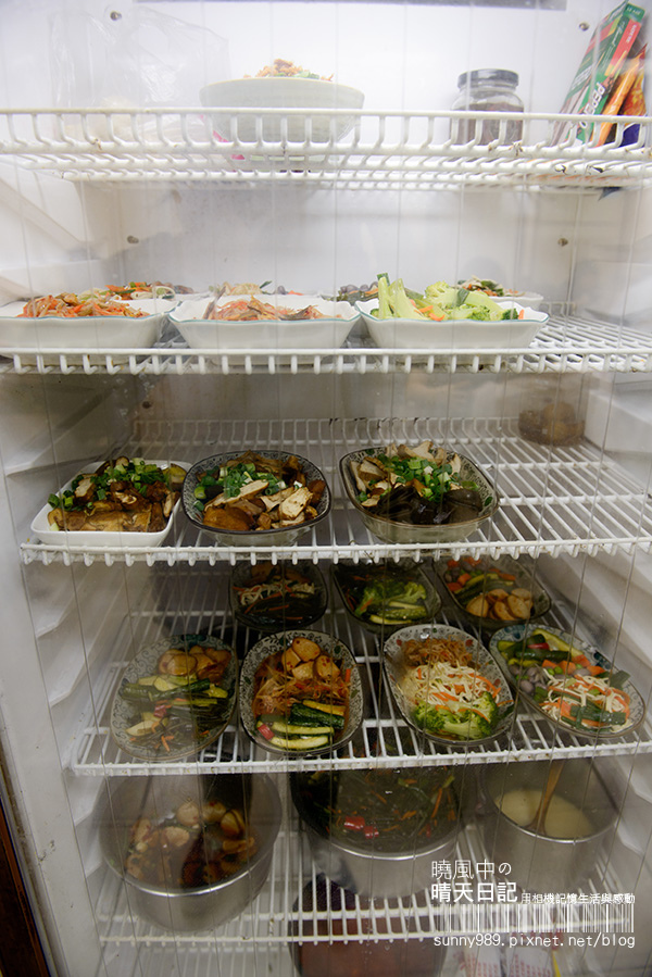 忠誠牛肉麵:天母管飽牛肉麵選擇-忠誠牛肉麵