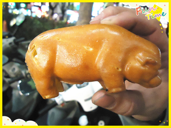 日本冠軍剪刀式雞蛋糕:【台中食記】平民美食♥顛覆傳統造型多變化@逢甲夜市--日本冠軍剪刀式雞蛋糕