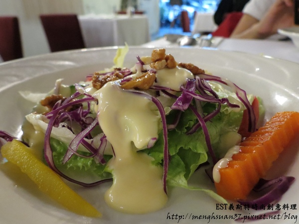 義斯特義式創意料理：食ｉｎ中壢。好吃又有創意的排餐哪裡找？就在【義斯特時尚創意料理】