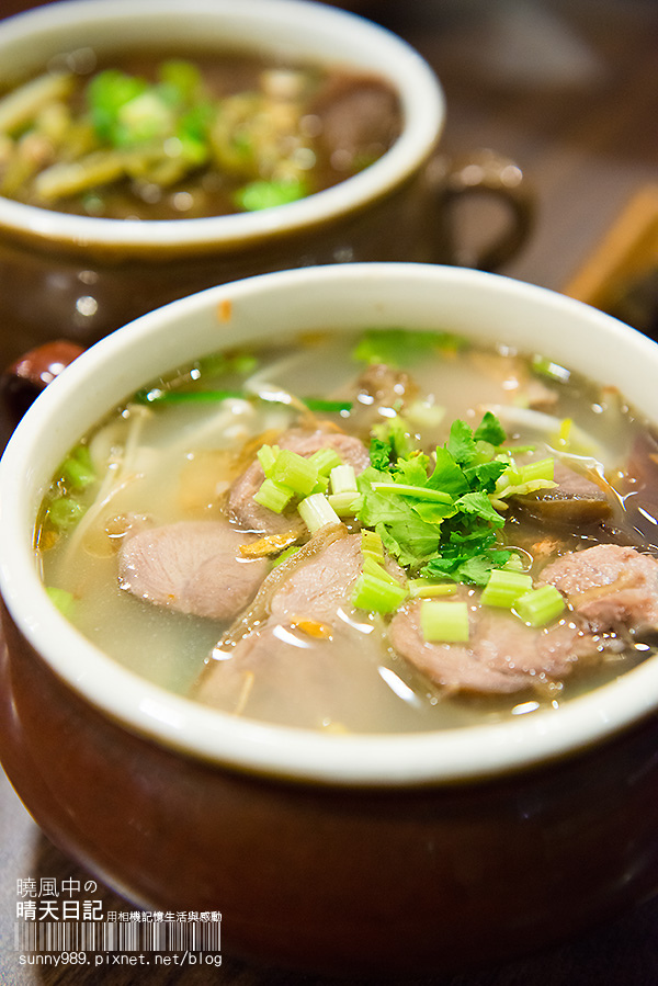 鶯歌甕仔麵：【鷥歌甕仔麵】觀光老街價格平實填飽肚子好選擇酸梅湯無限供應大加分