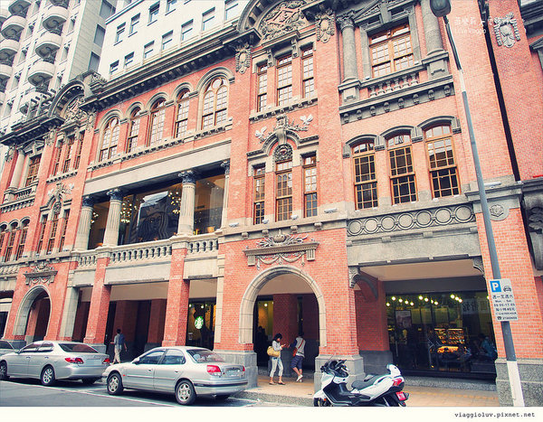 統一星巴克保安門市：【台北Taipei-Dadaocheng】大稻埕古蹟咖啡館 星巴克保安門市百年建築飄溢咖啡香